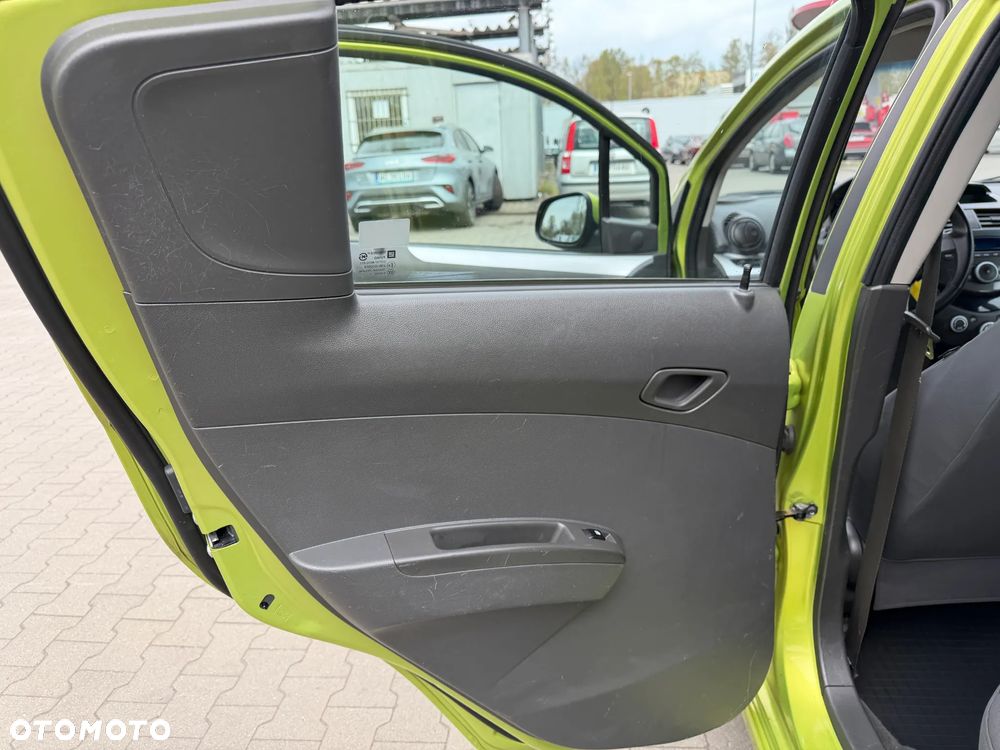 Chevrolet Spark 1.2 LT - 20