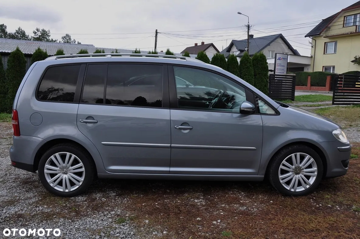 Volkswagen Touran 1.4 TSI Highline - 3