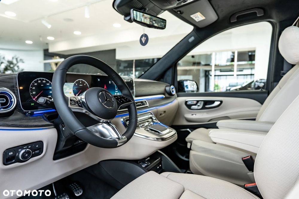 Mercedes-Benz Klasa V 300 d 4-Matic 9G-Tronic Exclusive (d³ugi) - 23