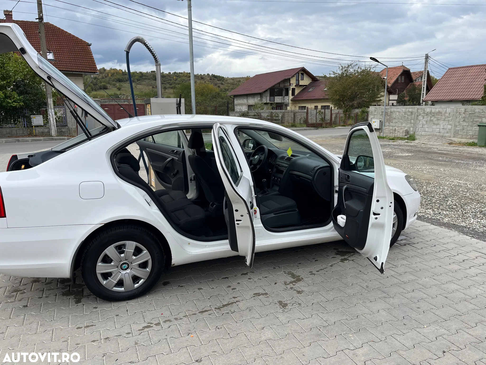 Skoda Octavia 1.6 TDI DPF Classic - 7
