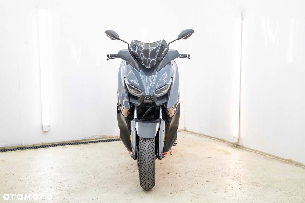 Yamaha X-max - 3