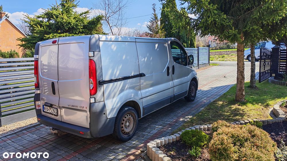 Opel Vivaro - 4