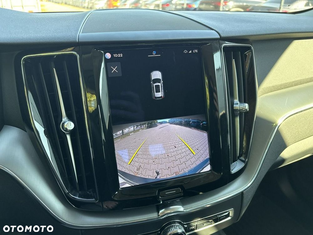 Volvo XC 60 B4 B Geartronic Momentum Pro - 25