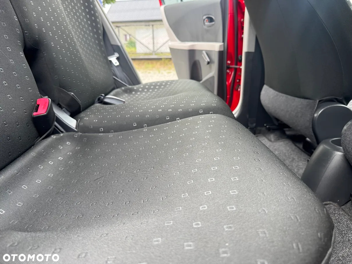 Toyota Yaris - 20