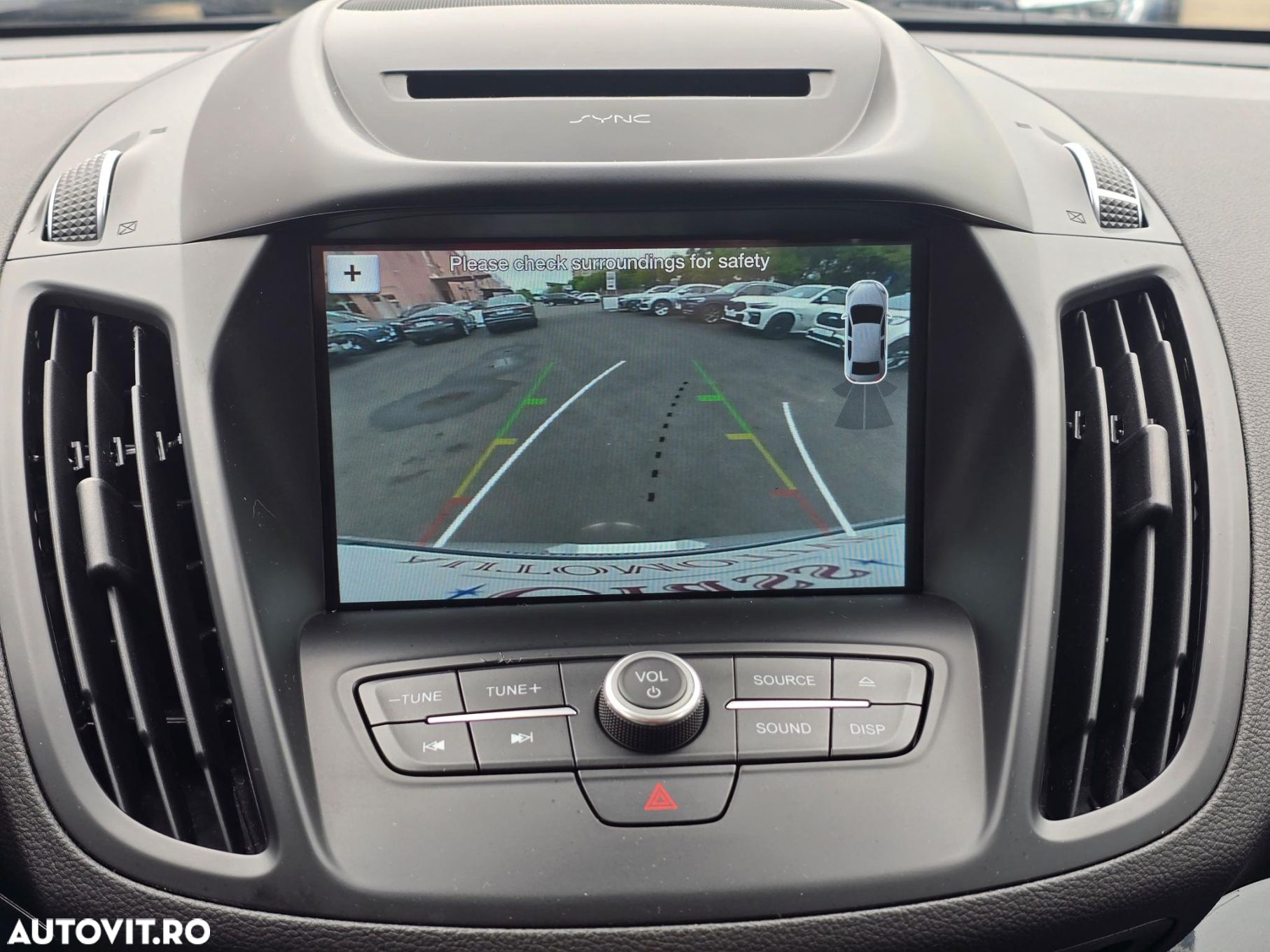Ford Kuga - 22