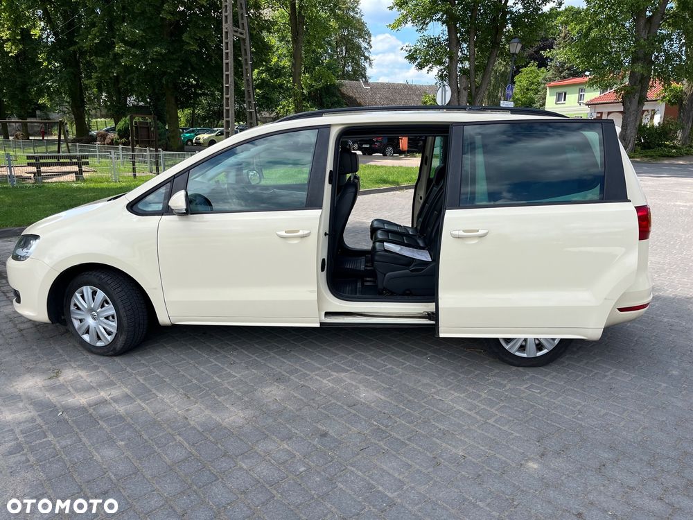 Volkswagen Sharan 2.0 TDI Comfortline DSG - 6