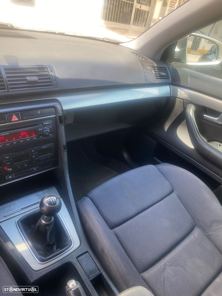 Audi A4 1.9 TDI m6 Sport - 9