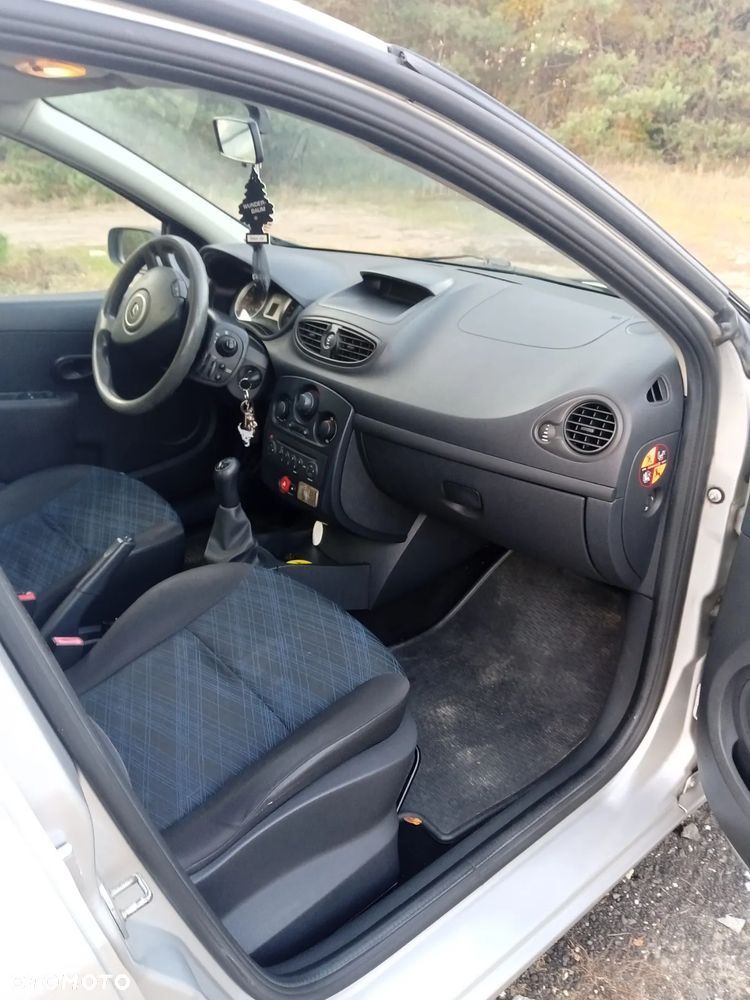 Renault Clio 1.5 dCi Dynamique - 7