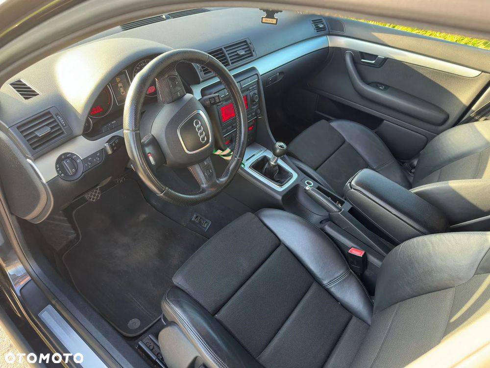 Audi A4 Avant 2.0 TDI DPF S line Sportpaket (plus) - 8