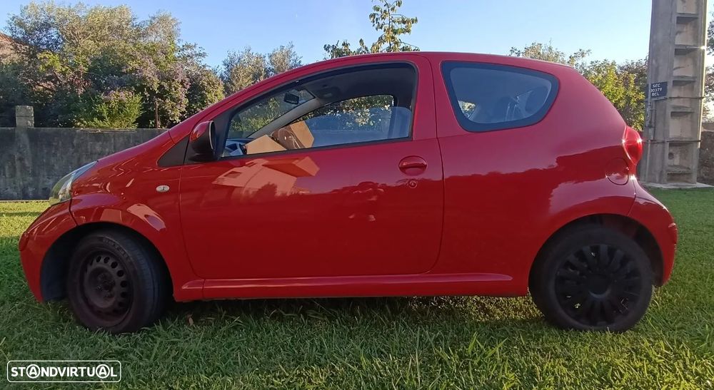 Toyota Aygo City - 2