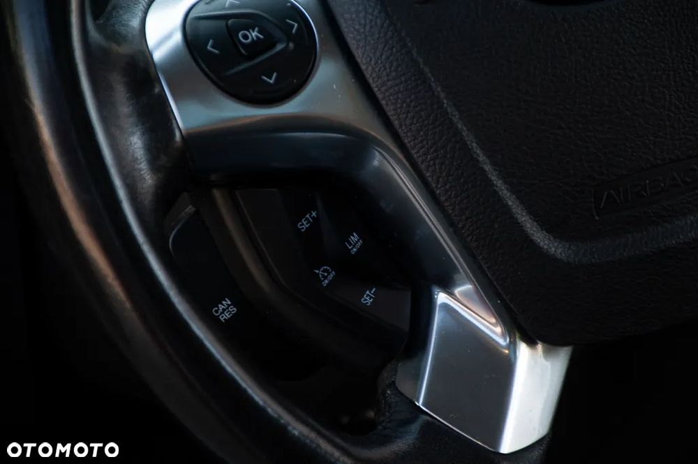 Ford Tourneo Connect Grand - 39