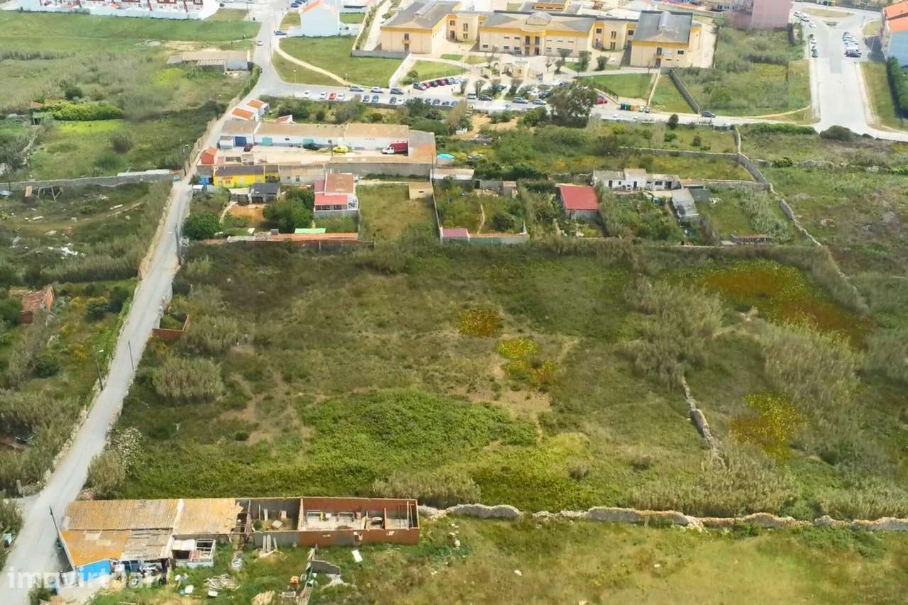 Terreno com classificação "Espaço urbanizável", 2ª linha de mar - Cent - Grande imagem: 4/19