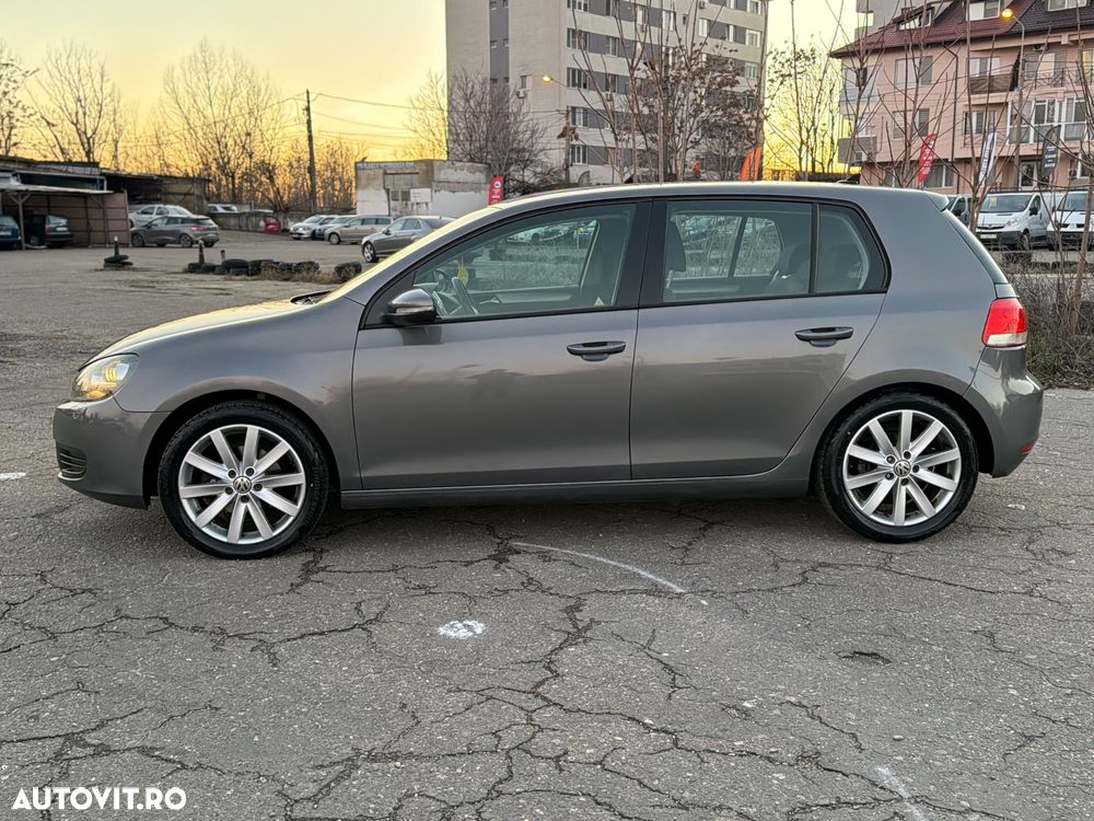 Volkswagen Golf 1.6 TDI DPF Highline - 3