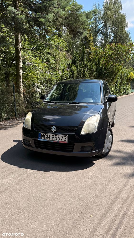 Suzuki Swift - 1
