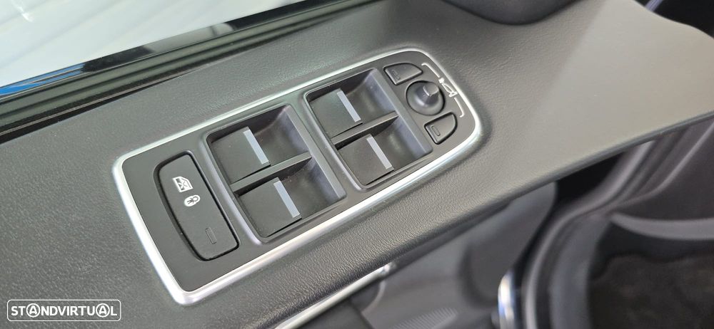 Jaguar F-Pace 2.0 i4D R-Sport AWD Aut. - 22