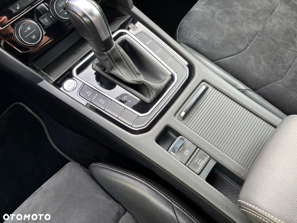 Volkswagen Arteon 2.0 TSI 4Motion R-Line DSG - 35