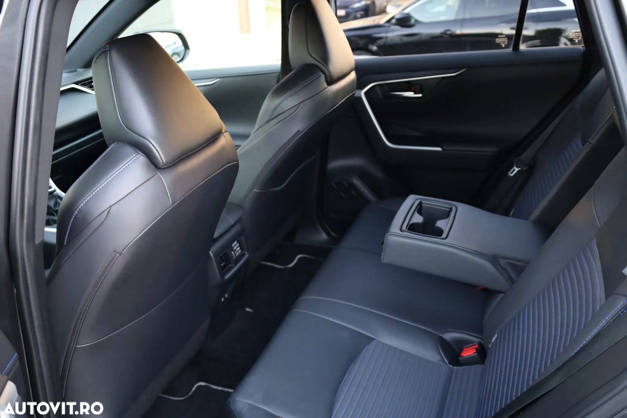 Toyota RAV4 2.5 4x2 Hybrid Style Selection - 17