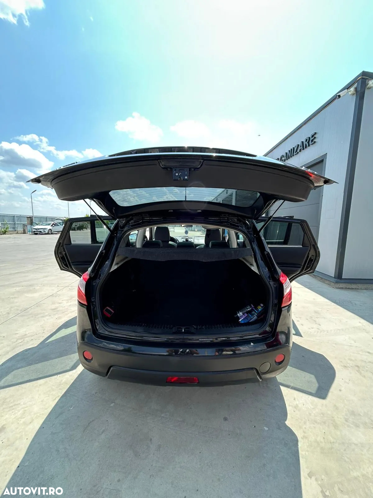 Nissan Qashqai 1.5 dCi DPF 360 - 15