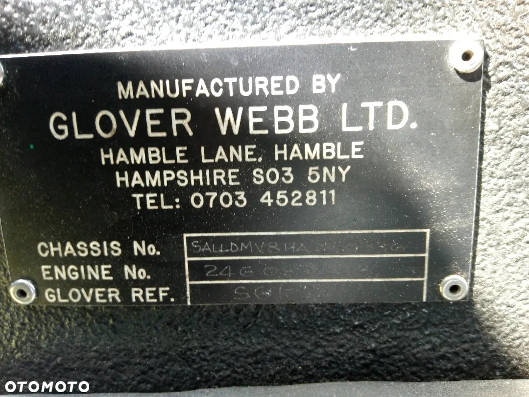 Land Rover Defender - 5