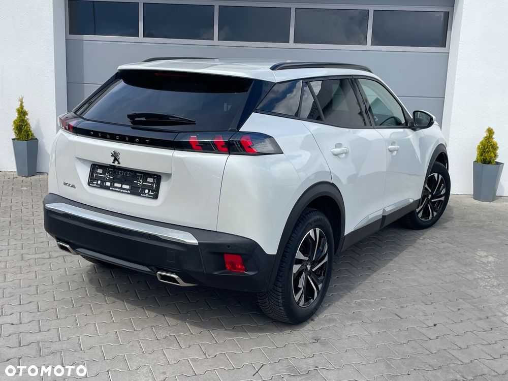 Peugeot 2008 PureTech 130 EAT8 Allure - 5