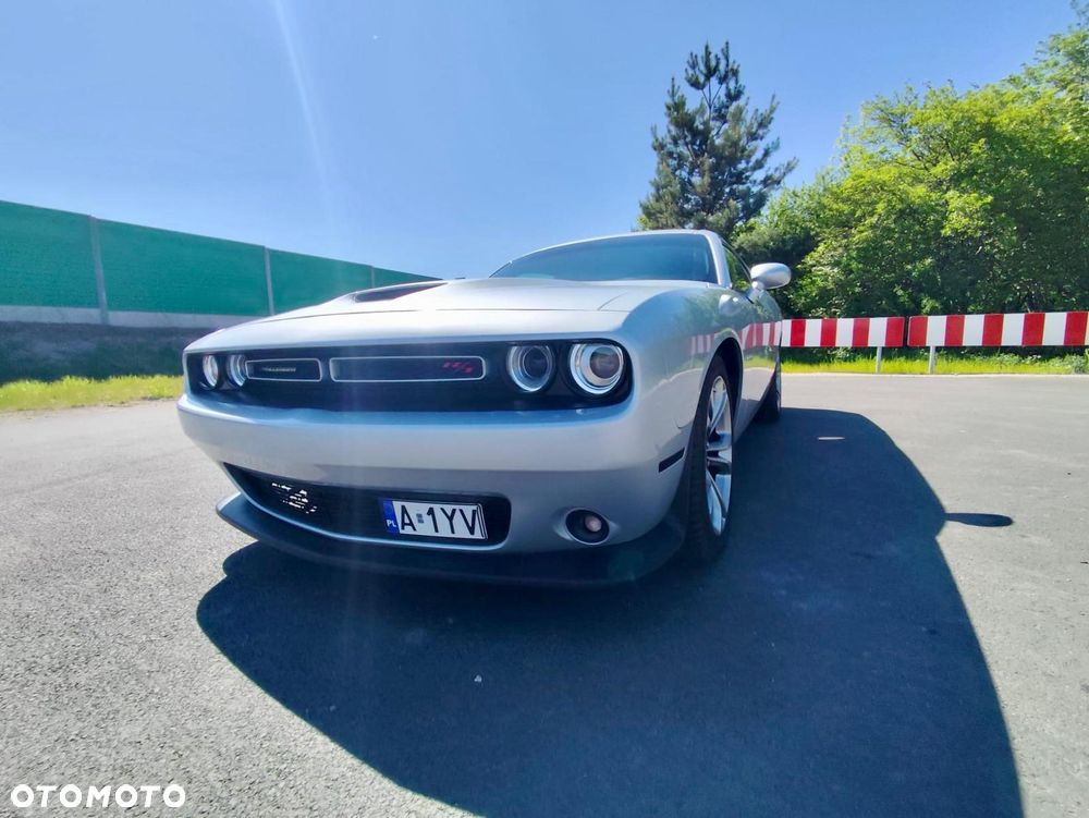 Dodge Challenger 5.7 R/T - 2