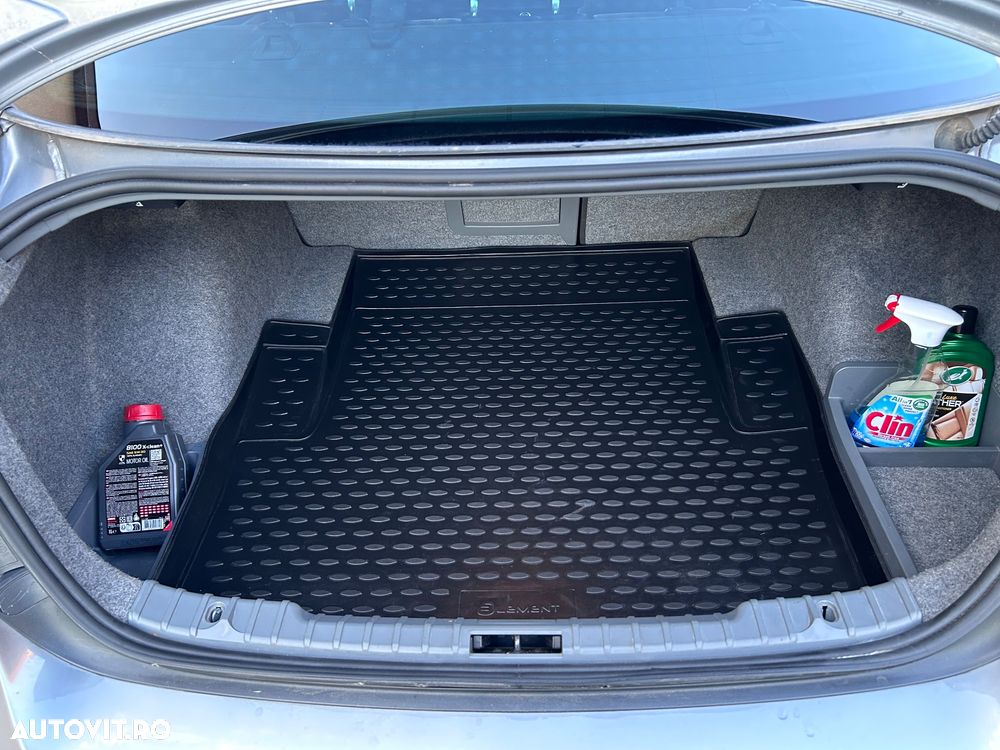 BMW Seria 3 320d DPF - 22