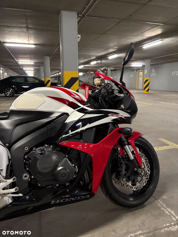 Honda CBR - 8