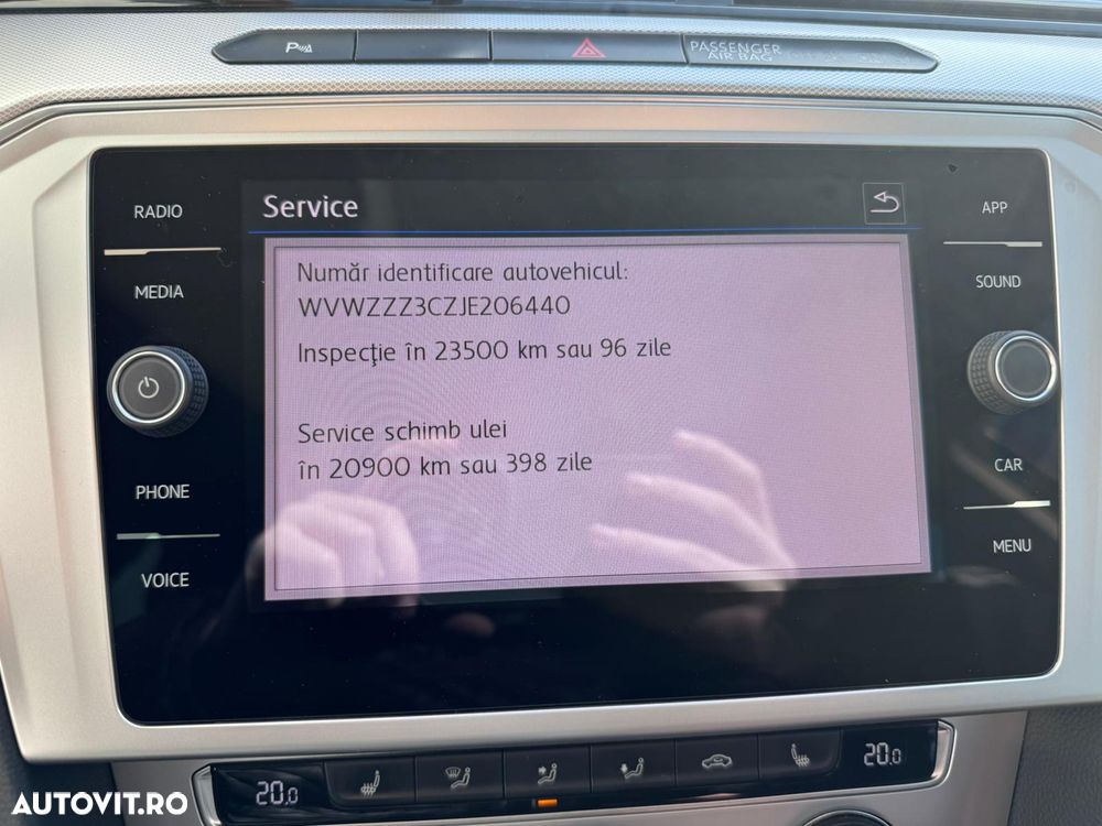 Volkswagen Passat 1.4 TSI ACT DSG R Executive - 17