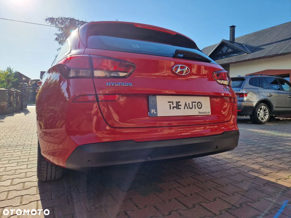 Hyundai i30 1.5 DPI Classic + - 6
