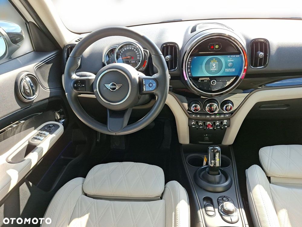 MINI Countryman Cooper ALL4 Classic Trim - 16