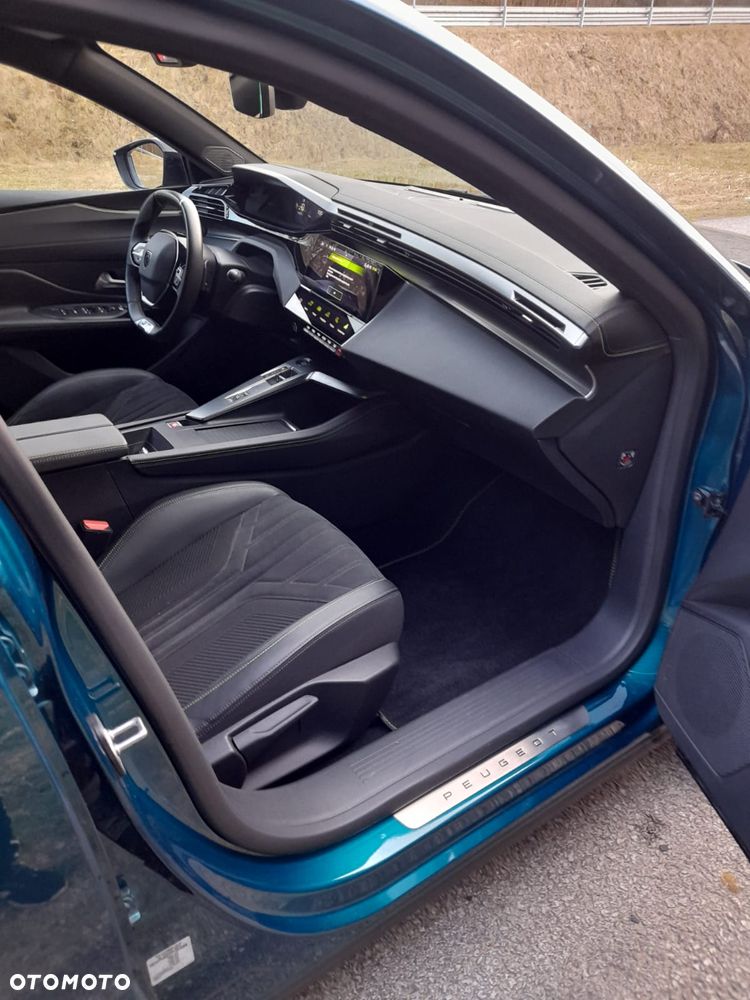 Peugeot 408 1.2 PureTech GT S&S EAT8 - 27