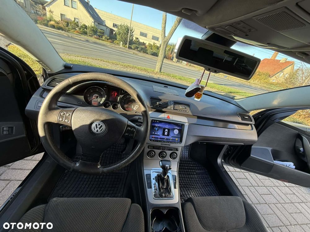 Volkswagen Passat - 3