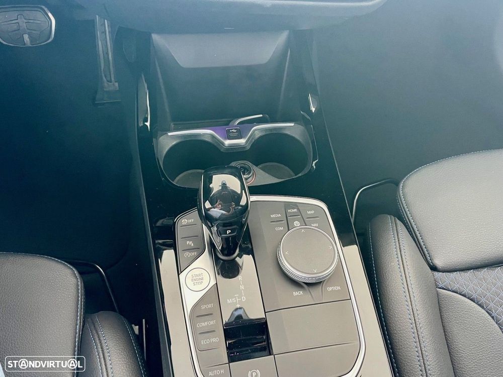BMW 116 d Pack Desportivo M Auto - 18