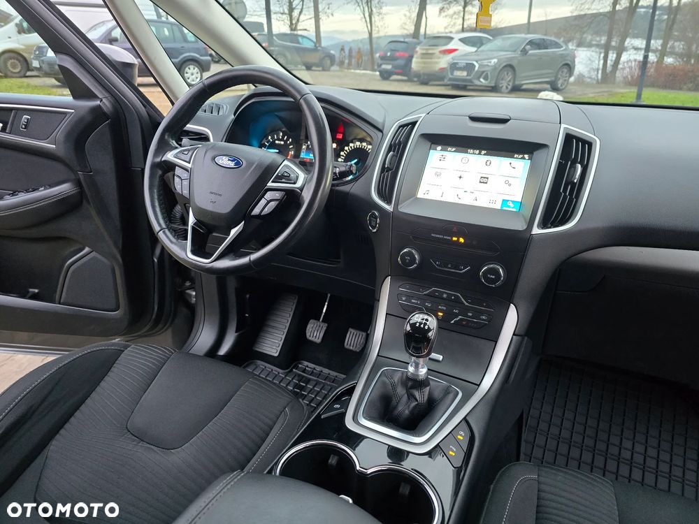 Ford S-Max 2.0 TDCi Trend - 16