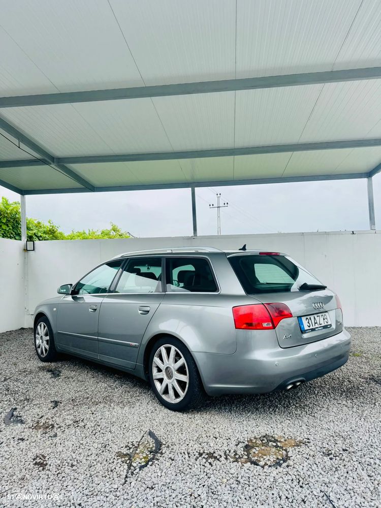 Audi A4 Avant 2.0 TDi S-line - 4