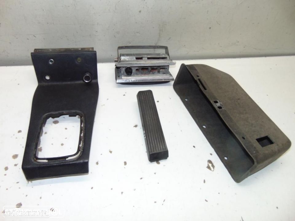 Mercedes W114/ 115 consola mais interruptor - 1
