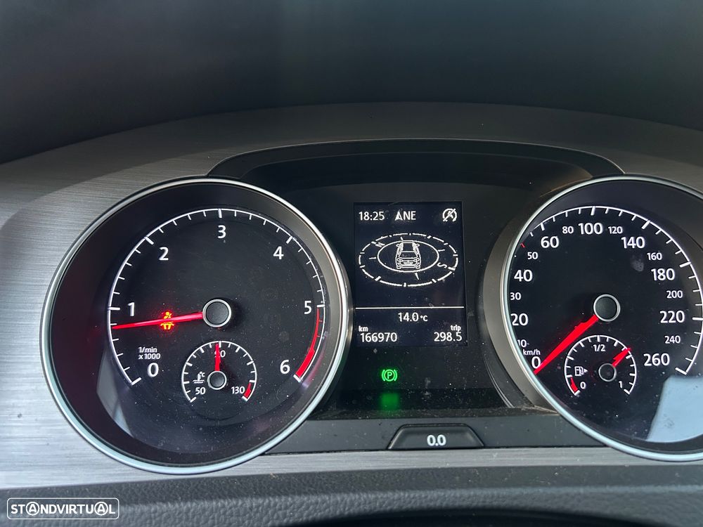 VW Golf Variant 1.6 TDi GPS Edition - 16