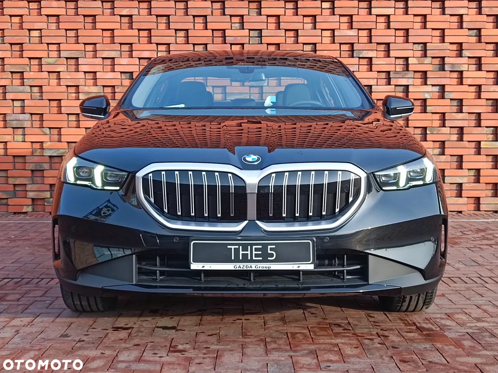 BMW Seria 5 520i mHEV - 3