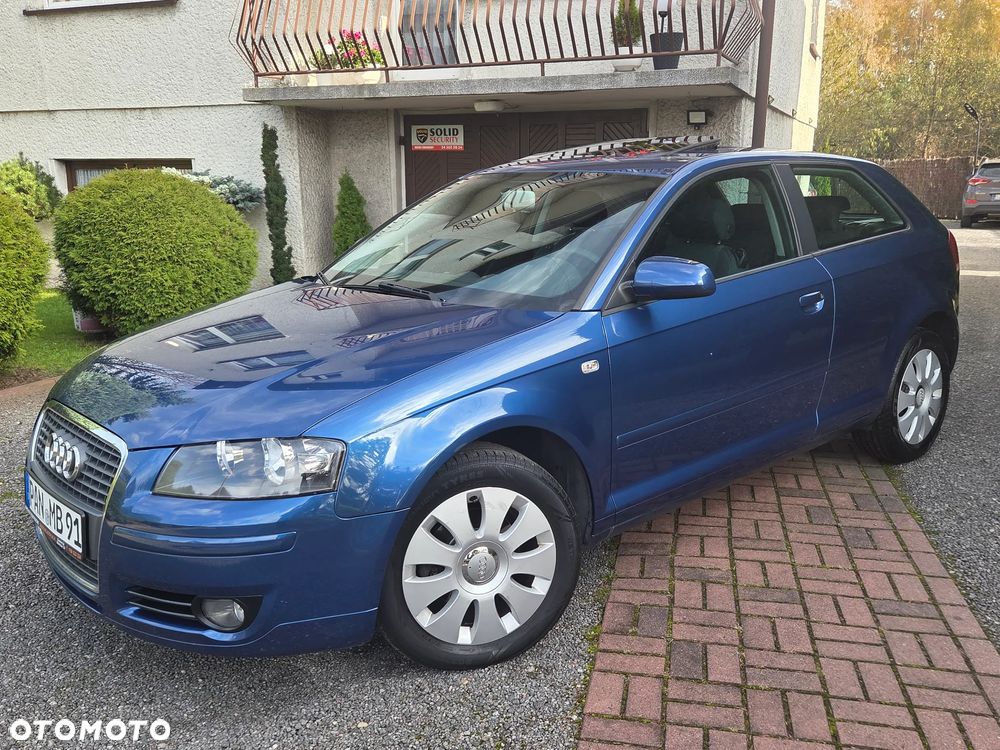 Audi A3 3-drzwiowe 1.6 Attraction - 2