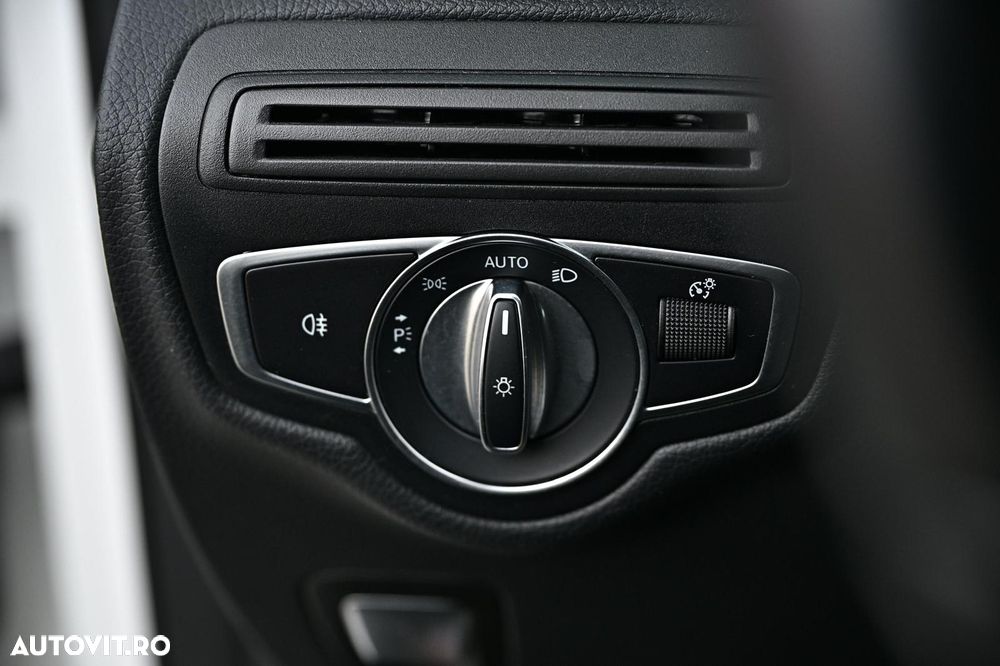 Mercedes-Benz GLC 300 e 4MATIC - 26