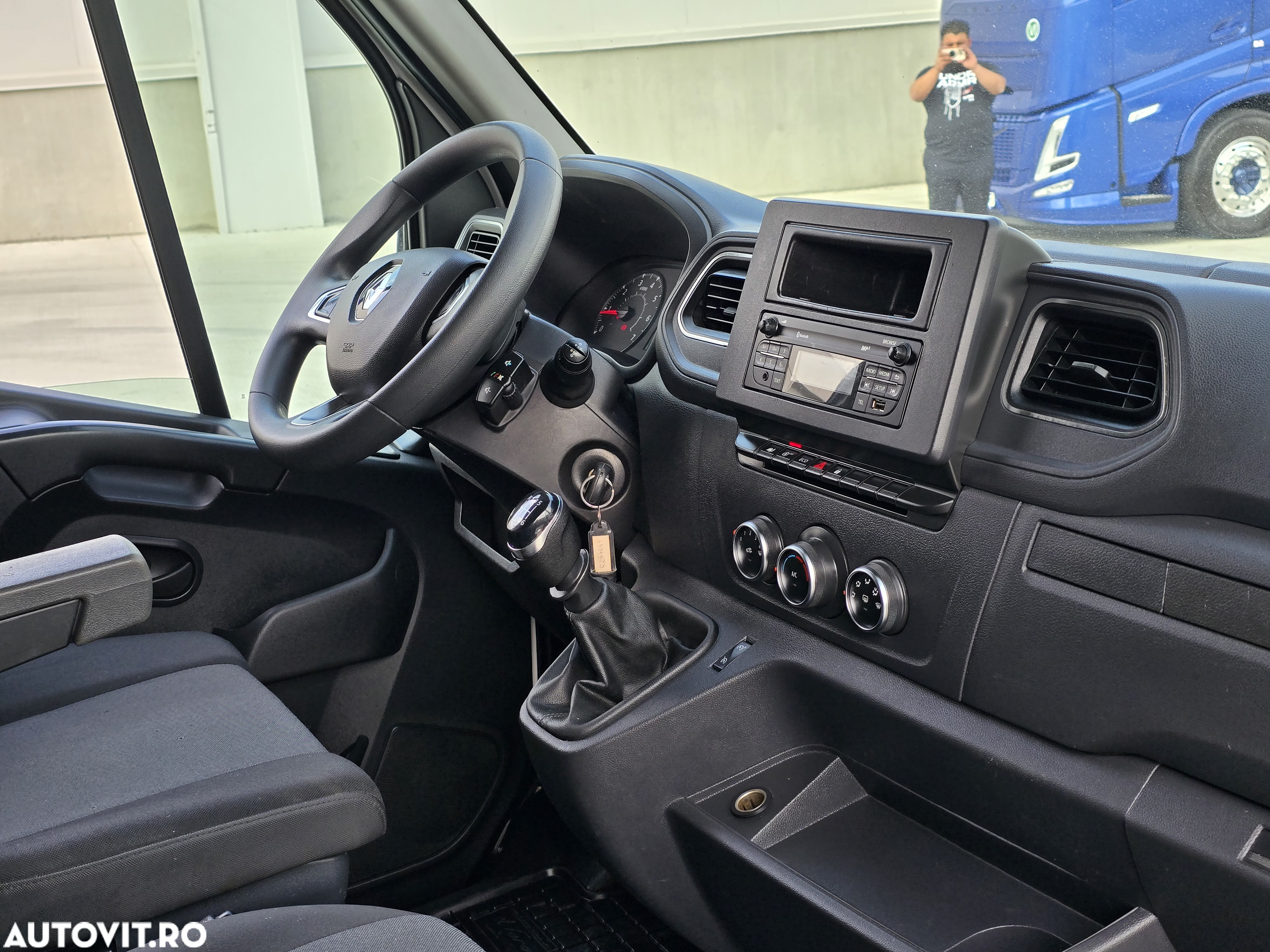 Renault Master - 11