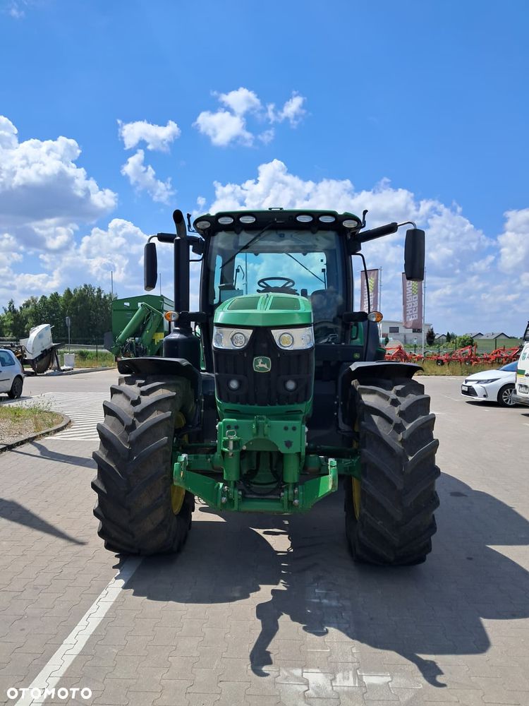 John Deere 6145R - 2