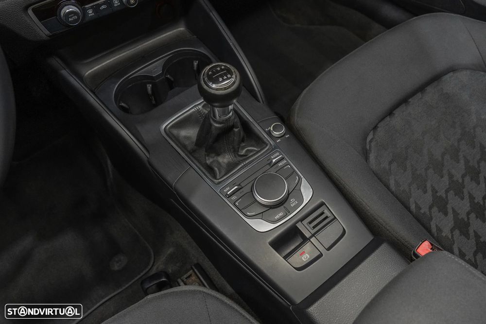 Audi A3 Sportback 1.6 TDI Sport - 17