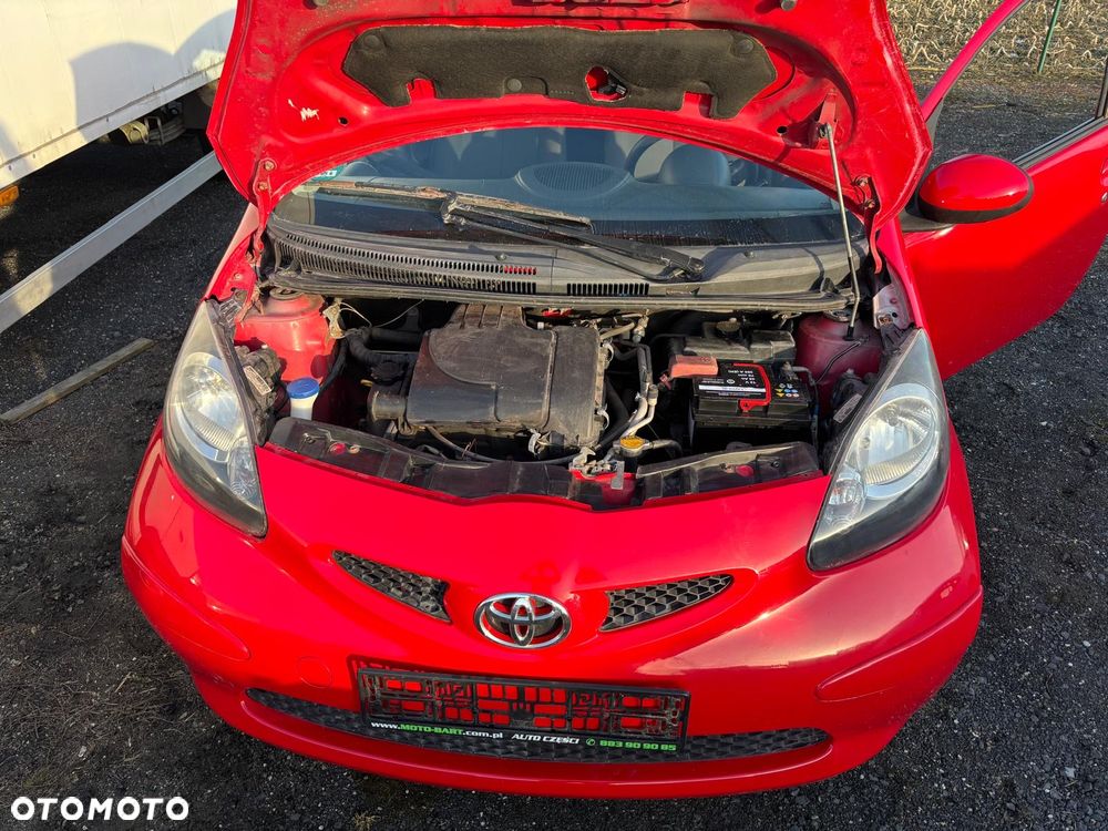 Toyota Aygo City - 3