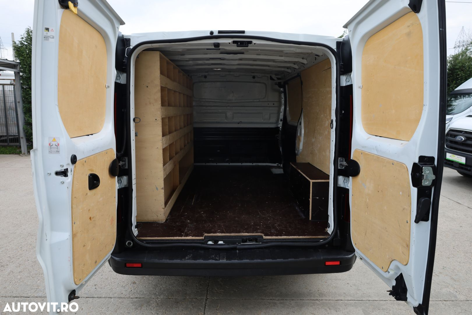 Renault Trafic 2,0 dci L2H1 - 14