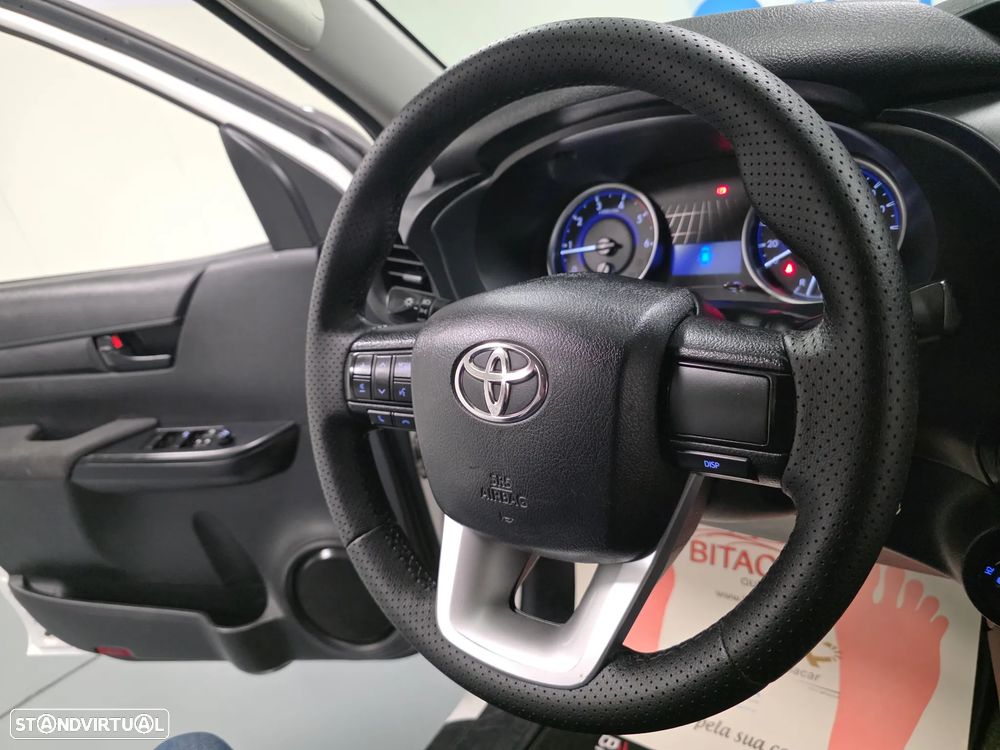 Toyota HILUX 2.4 D-4D 4WD CD CH - 49