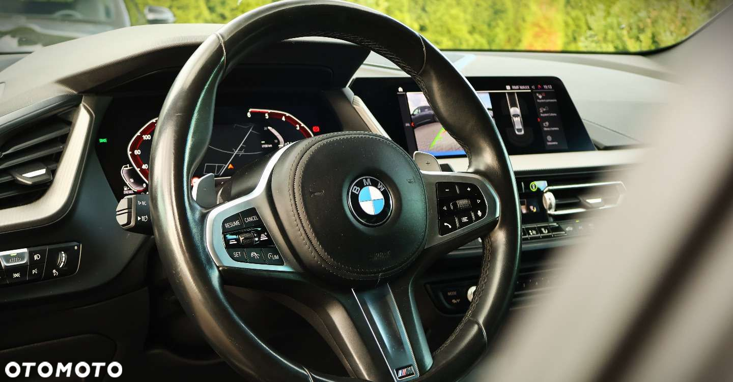 BMW Seria 2 218d M Sport - 11