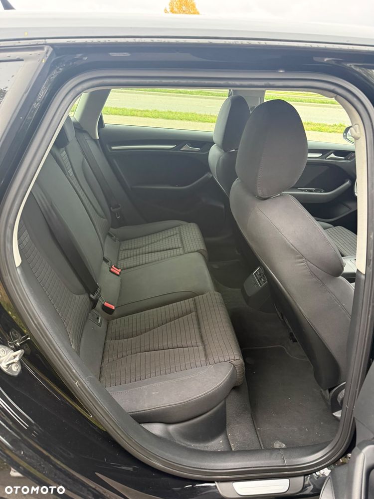 Audi A3 Sportback - 8