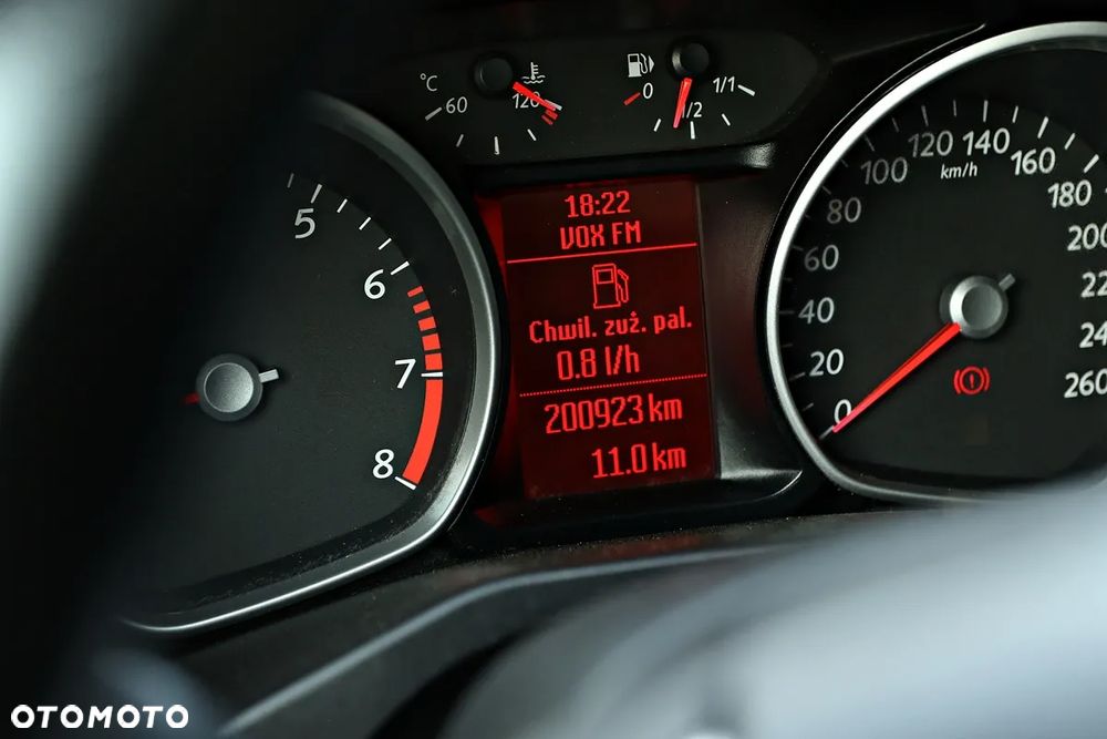 Ford Mondeo 2.0 Ghia - 26