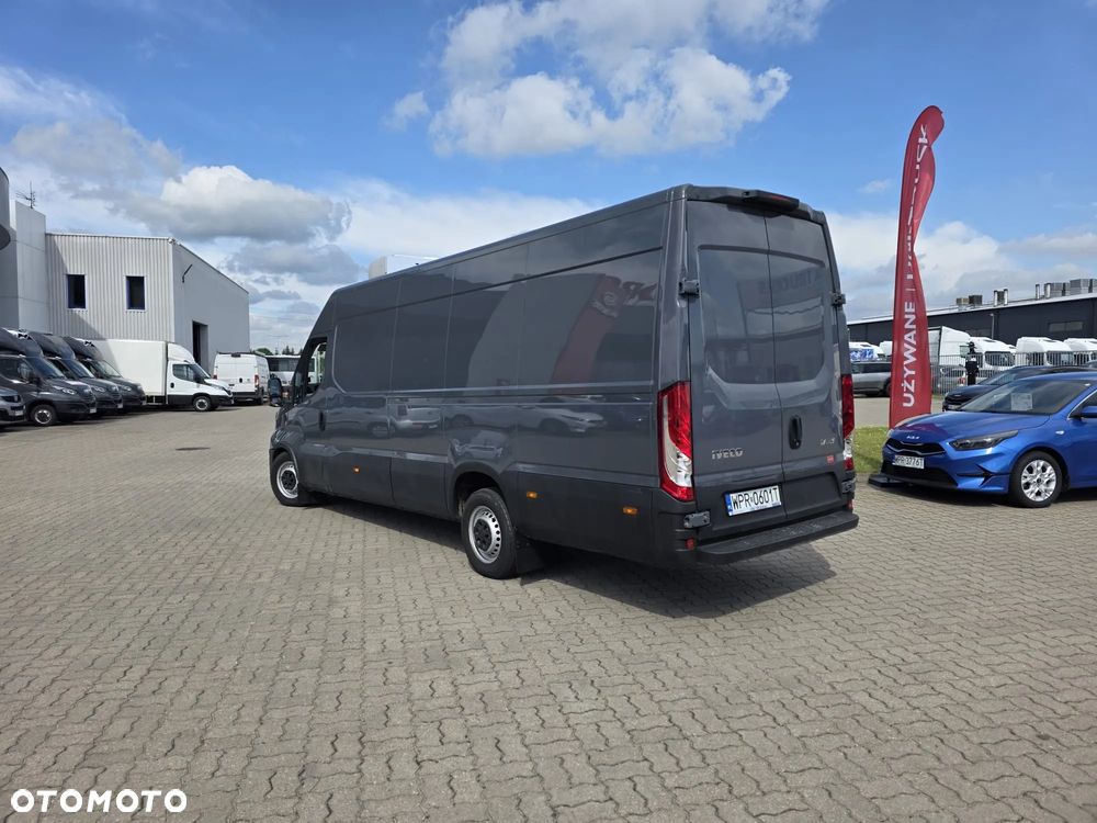 Iveco 35S18V Chłodnia Izoterma Furgon Maxi Izolowany Blaszak Krajowy 3l 180KM Ledy Nawigacja - 4
